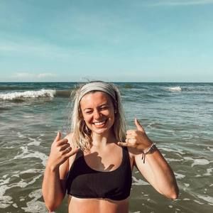 Meet your Posher, Marissa